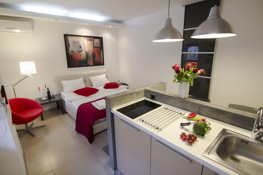Studio Apartment Picasso Belgrad Exterior foto