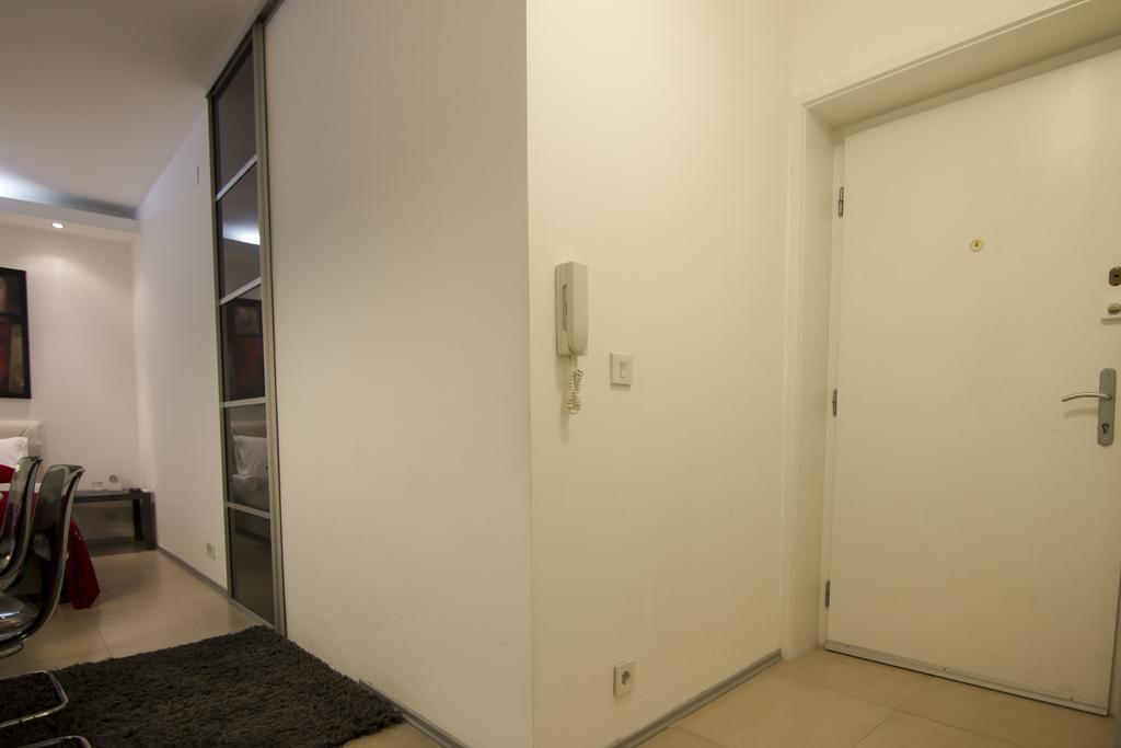 Studio Apartment Picasso Belgrad Exterior foto