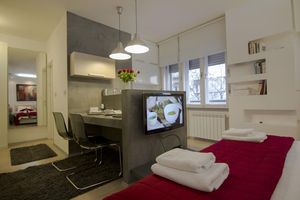 Studio Apartment Picasso Belgrad Exterior foto